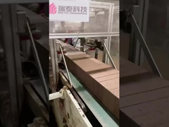 Точность в движении: сервоприводная машина для резки кирпича в действии